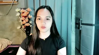 hilarymolly asian live on cam