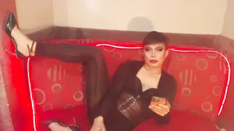 ur_dominatrix (03-09-2026)