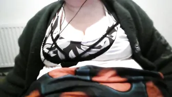 queen_o_swords chat sex cam 09-Mar-26