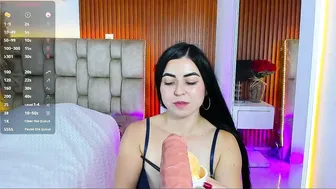 sleeper_whitney nude chat - (03/10/2026)