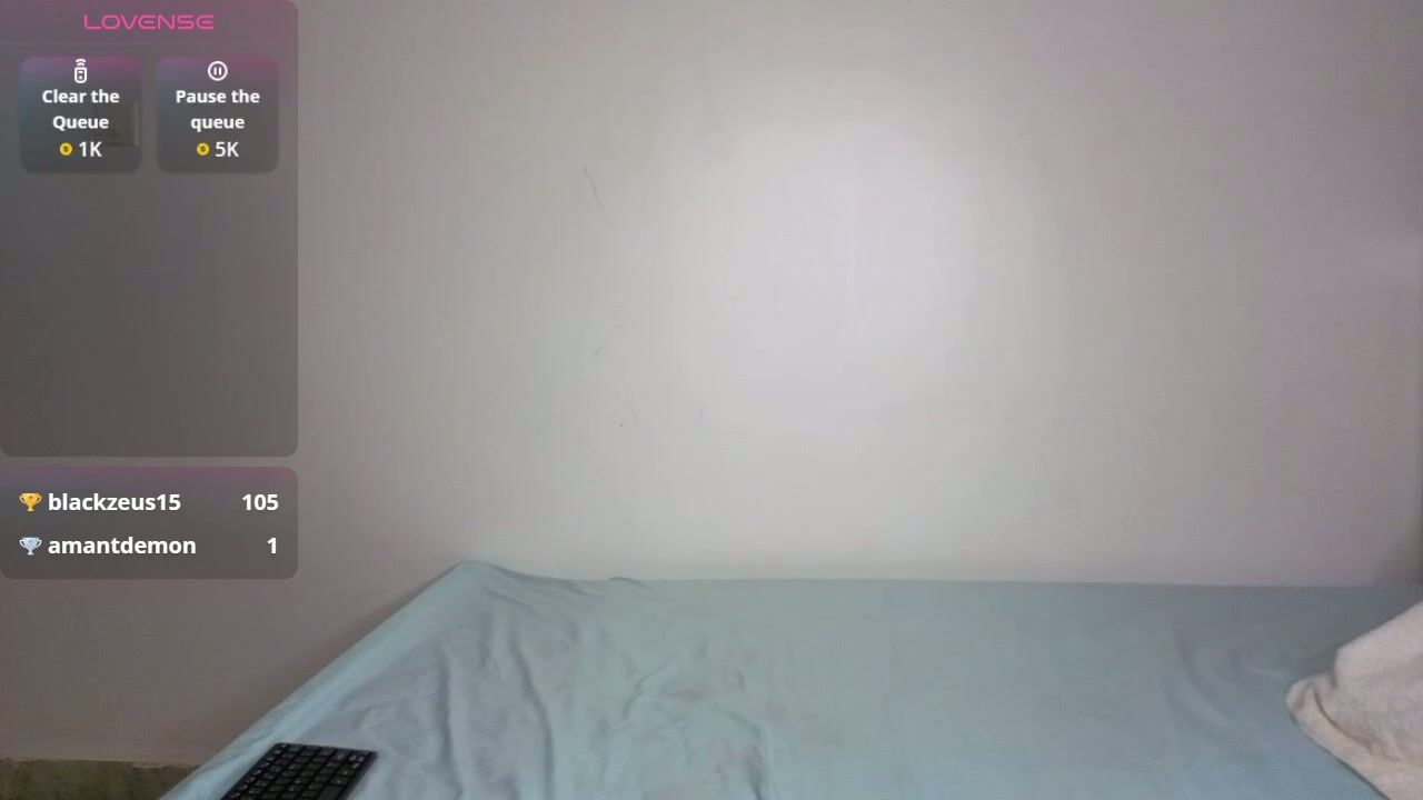 Freakky_nessa live webcam show (03/10/2026)