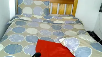 sexy_charliee posing on webcam 10-Mar-26