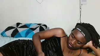 broken_haloo sph cam girl chat