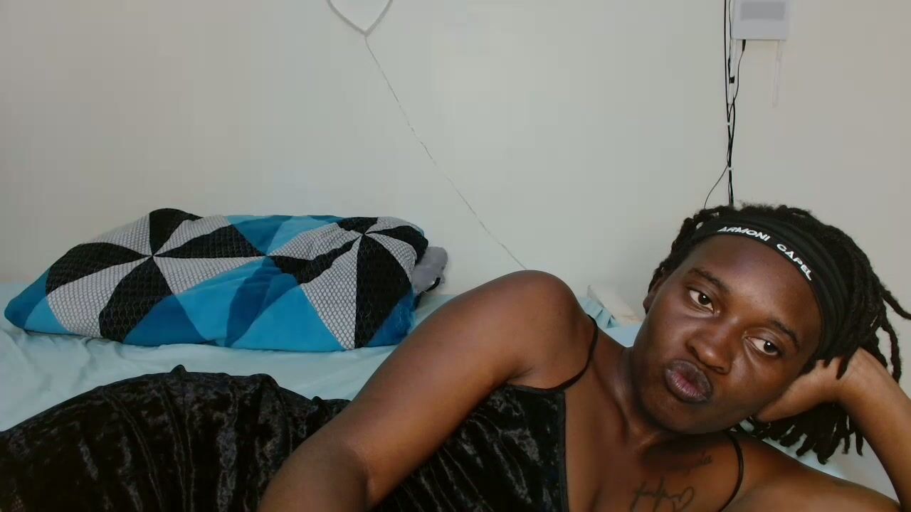 broken_haloo sph cam girl chat