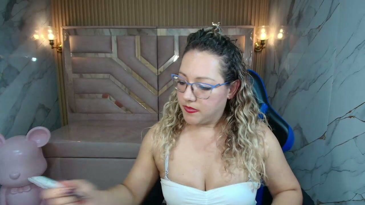 rubia_encantada_r chat girl porn - 10-Mar-26