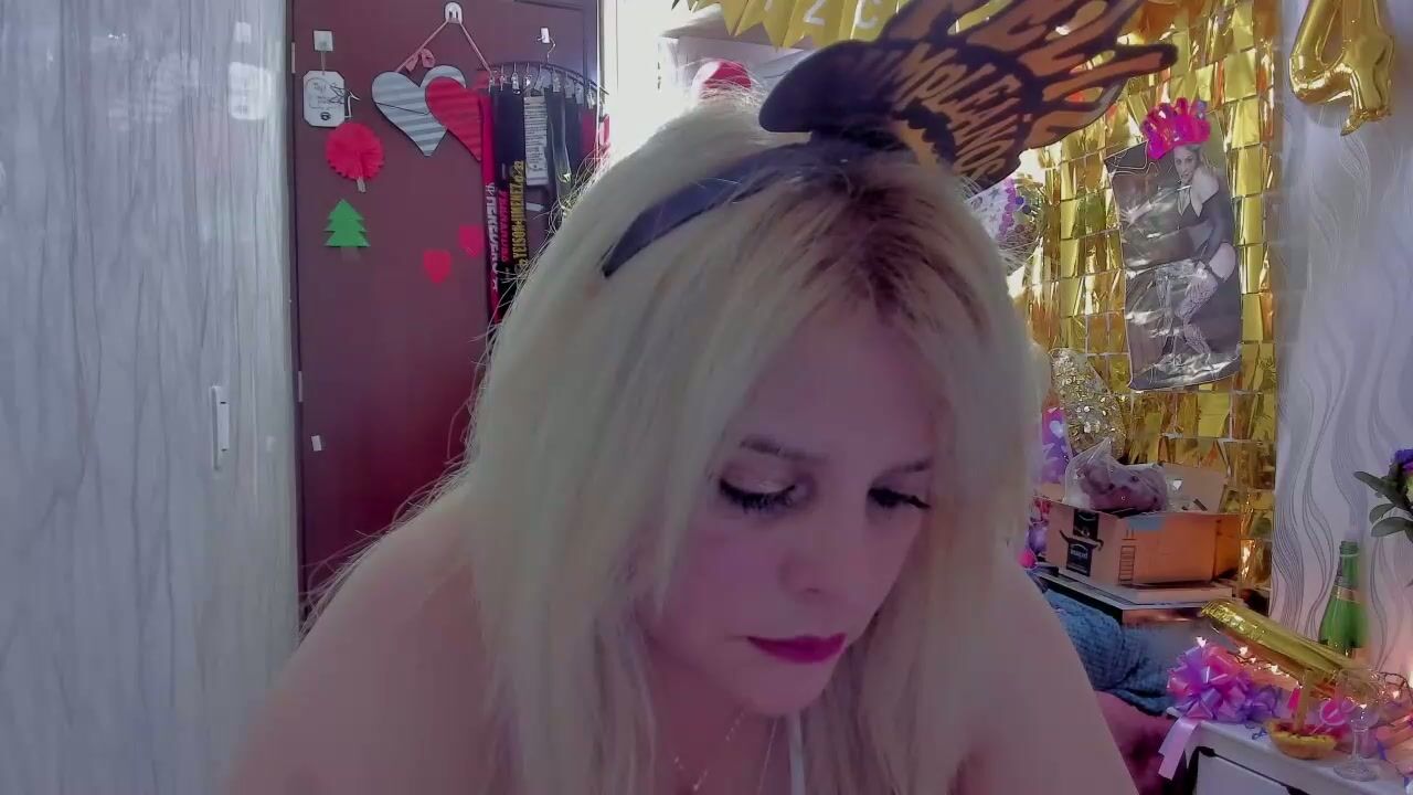 adriiana_fox_ porn cam chat 03/11/2026