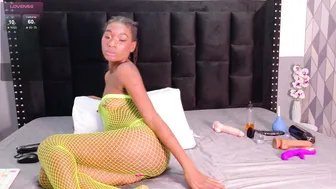 petitelittleebony recorded nude video 804070