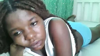 petitesweetchiq recorded nude video 804118