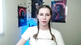 Stranger_giirl cam 11-Mar-26