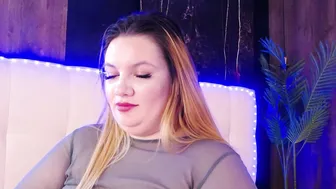 Melanniebrown posing on cam 11-Mar-2026