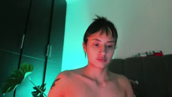 vandalovee recorded nude video 807068