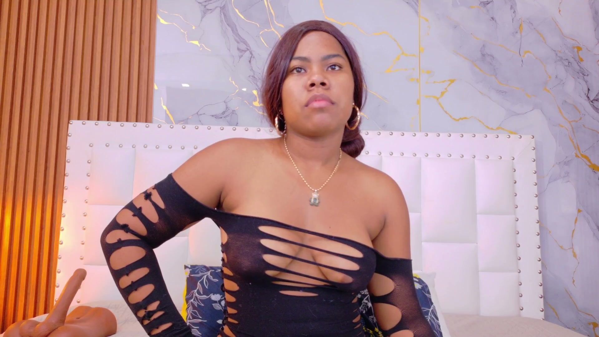 Naughty_ebonyy on cam 12 March 2026