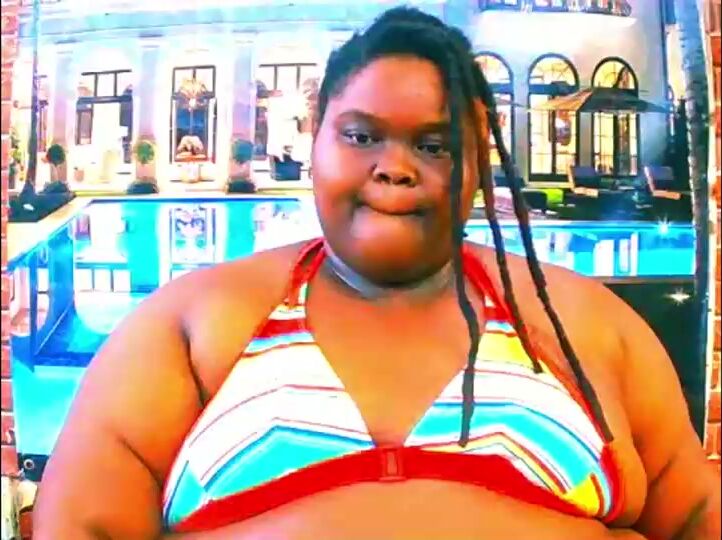 ebonyhotbuns4u2luv on webcam (03/12/2026)