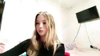 Elaynecinco shy chat girl porn