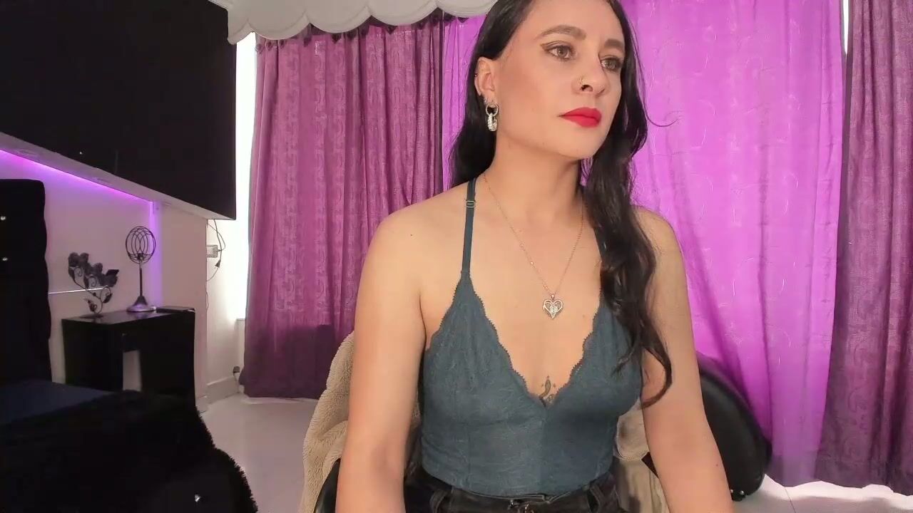 coral_gibson sex chat cam webcam show