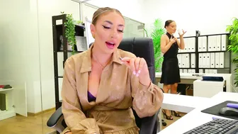 Babesgowild on webcam 07-01-2025