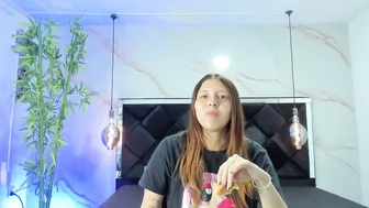 angelaa_cute cam show 07/01/2025