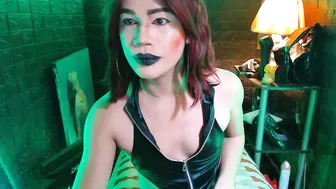 urhardcockqueenxxx recorded nude video 810097