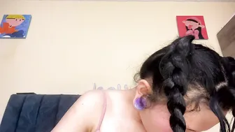 lia_queen610 recorded nude video 812100