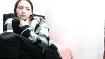 holy_juli2 recorded nude video 812184