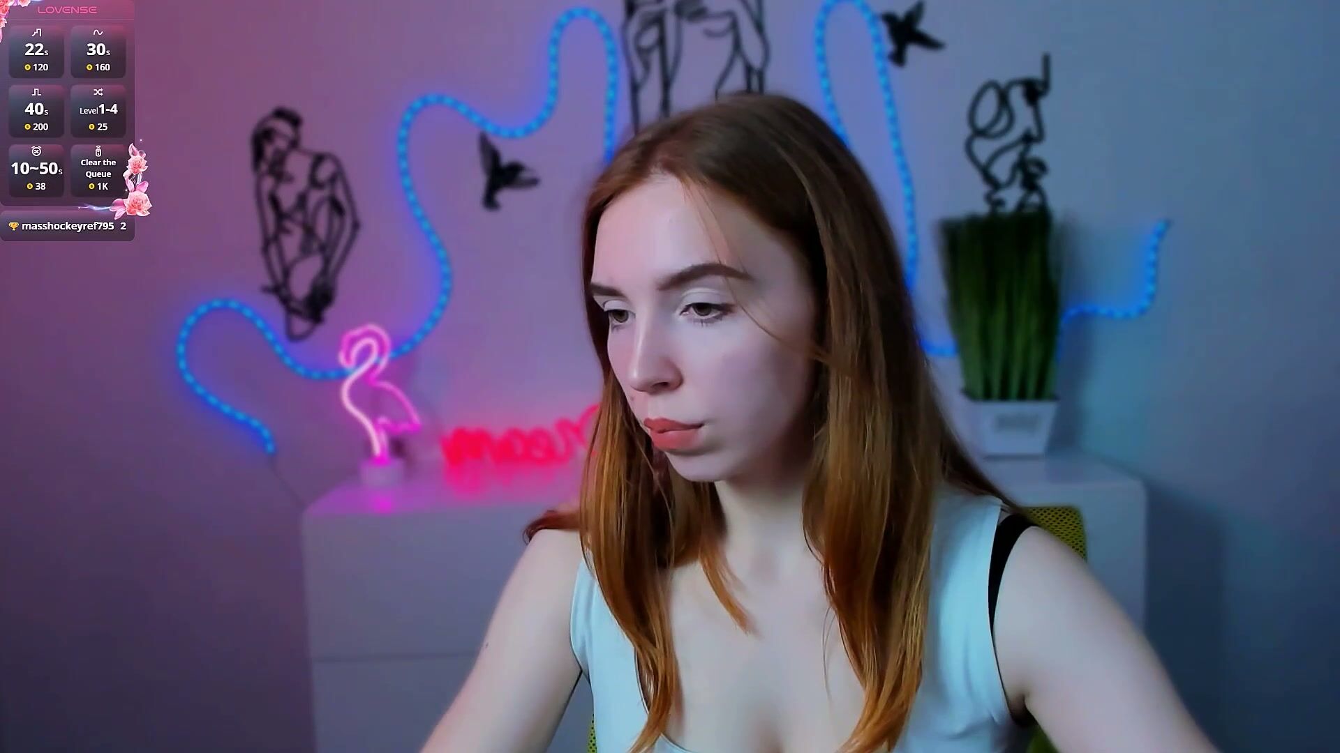 Lesly_chilli smalltits cam