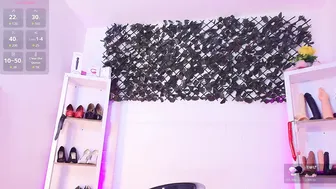 louise_nails on cam 13-Mar-2026