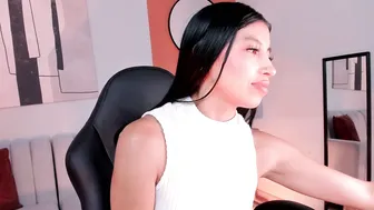 Tiffany_low 13-Mar-26 cam girl chat