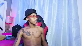 noah_smith77 recorded nude video 817525