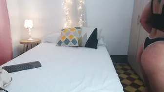 curly_sophia smalltits cam