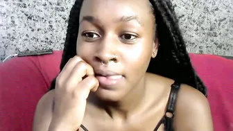 Shania_sleigh tease amateur cam video