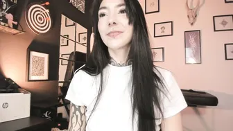 Juliet_sourire nude cam (03-14-2026)