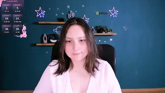 kayla_myth tease cam xxx