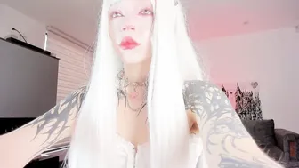 zombieeporcelainex cam nude on cam