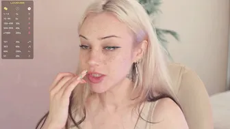 Mia_milagros freckles cam sex porn