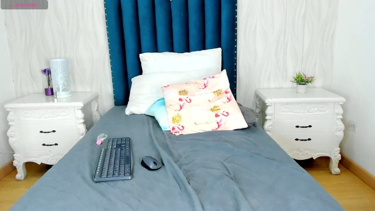 Moon_velvet8 chat porn video - 15-Mar-26