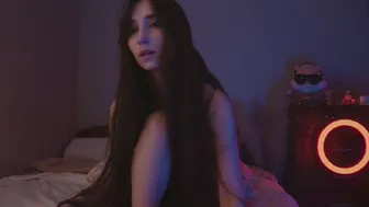 Lezyliza nude 15 March 2026