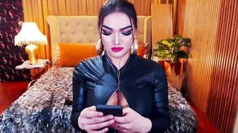 alurajhenson recorded nude video 823413