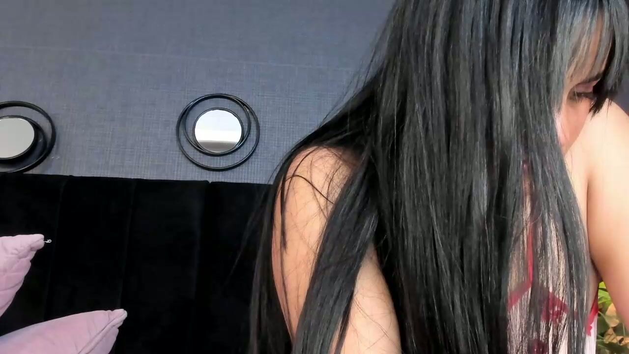 Brenda__garcia free porn video (03-16-2026)