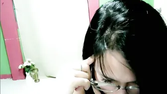 kigkigkig pinay on webcam