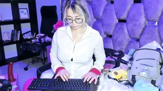 Maky_coss hairy horny amateur video