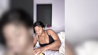 Mskitty000 chat cam sex posing on cam