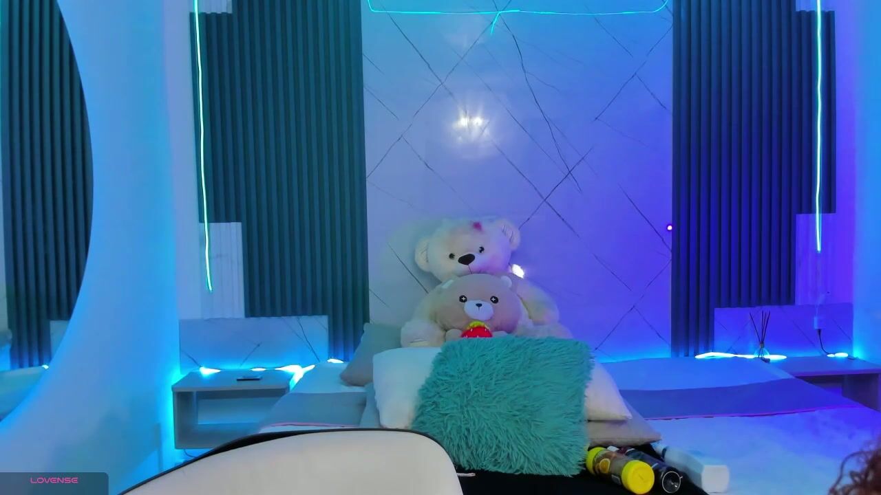 Shantall_bluuee new (03/17/2026)