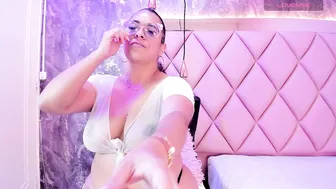 Mhonikbelucci on webcam - (03/17/2026)