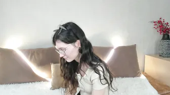kelsirabenold glasses 03-17-2026