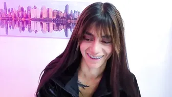 sofy_durand chat sex cam (03-17-2026)