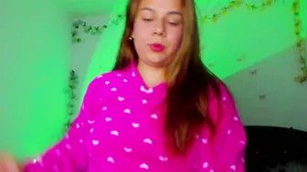 little_tifanny82 recorded nude video 828819