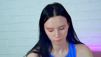 Arinakubrick piercing - (03/18/2026)