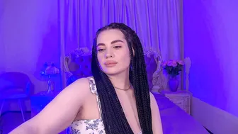 Adrianatores curvy sex video