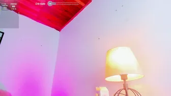 tayler_kim_ oil (07/03/2025)