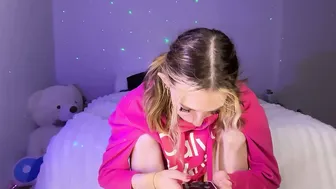 ellieluvs dirtytalk porn cam chat
